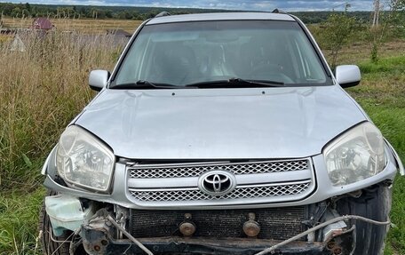 Toyota RAV4, 2003 год, 250 000 рублей, 2 фотография
