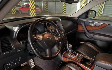 Infiniti FX II, 2010 год, 2 350 000 рублей, 10 фотография
