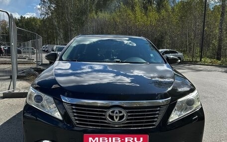 Toyota Camry, 2011 год, 1 700 000 рублей, 2 фотография
