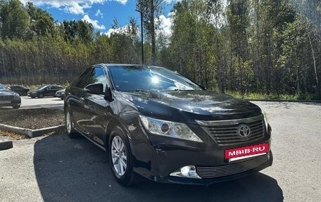 Toyota Camry, 2011 год, 1 700 000 рублей, 3 фотография