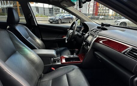 Toyota Camry, 2011 год, 1 700 000 рублей, 15 фотография