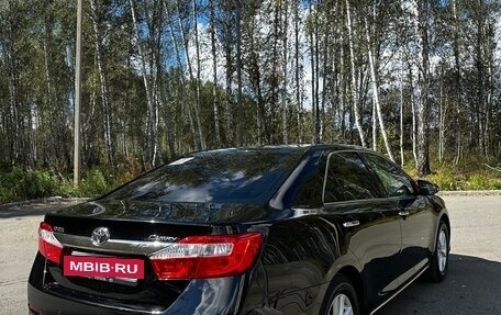 Toyota Camry, 2011 год, 1 700 000 рублей, 8 фотография