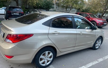 Hyundai Solaris II рестайлинг, 2011 год, 600 000 рублей, 9 фотография