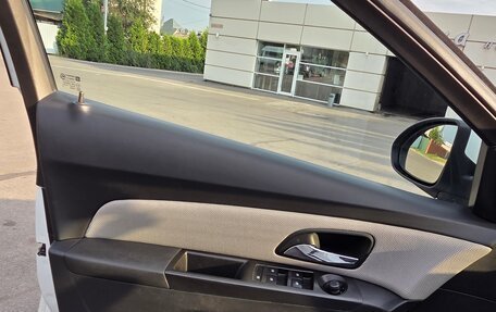 Chevrolet Cruze II, 2014 год, 870 000 рублей, 24 фотография