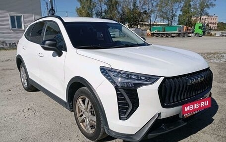 Haval Jolion, 2024 год, 1 210 000 рублей, 2 фотография