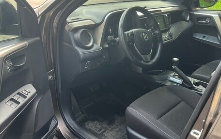 Toyota RAV4, 2019 год, 3 000 000 рублей, 6 фотография