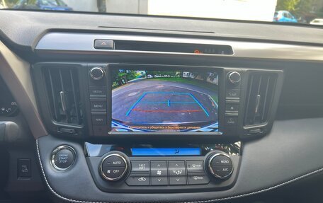 Toyota RAV4, 2019 год, 3 000 000 рублей, 11 фотография