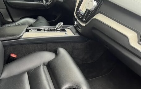 Volvo XC60 II, 2021 год, 4 126 000 рублей, 7 фотография