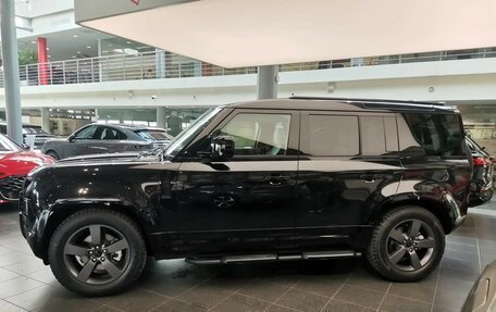 Land Rover Defender II, 2026 год, 13 905 000 рублей, 2 фотография