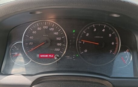 Toyota Land Cruiser Prado 120 рестайлинг, 2006 год, 1 850 000 рублей, 23 фотография