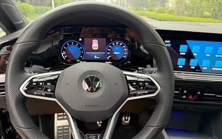 Volkswagen Golf VIII, 2022 год, 1 550 000 рублей, 6 фотография