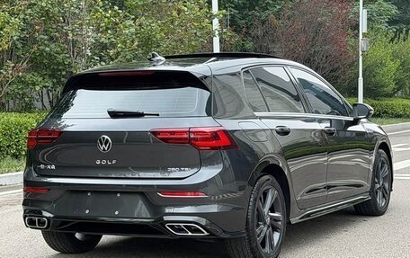 Volkswagen Golf VIII, 2022 год, 1 550 000 рублей, 4 фотография