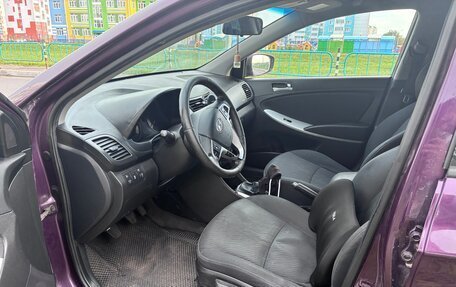 Hyundai Solaris II рестайлинг, 2011 год, 750 000 рублей, 7 фотография