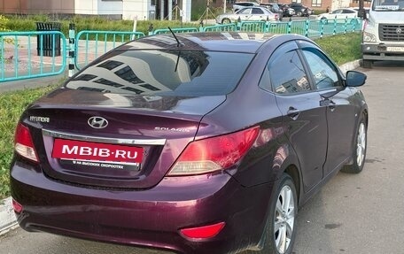 Hyundai Solaris II рестайлинг, 2011 год, 750 000 рублей, 12 фотография