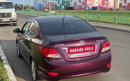 Hyundai Solaris II рестайлинг, 2011 год, 750 000 рублей, 4 фотография