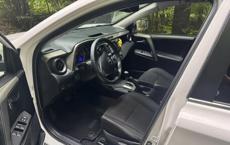 Toyota RAV4, 2013 год, 1 500 000 рублей, 13 фотография