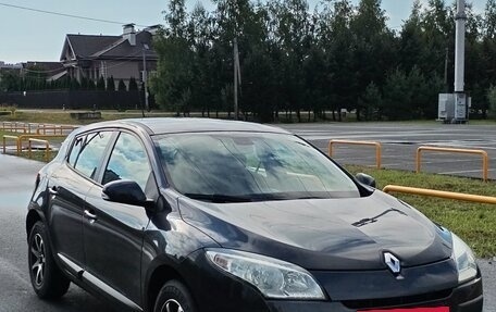 Renault Megane III, 2011 год, 1 300 000 рублей, 2 фотография