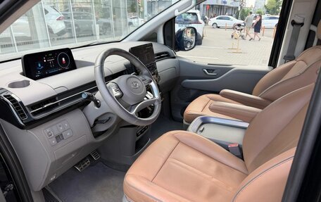 Hyundai Staria, 2023 год, 4 349 000 рублей, 10 фотография