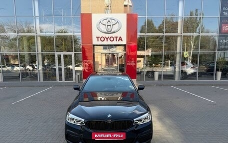 BMW 5 серия, 2019 год, 4 780 000 рублей, 2 фотография