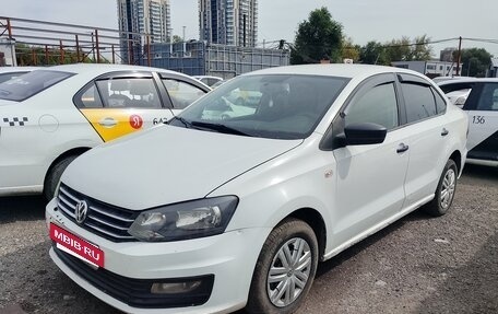 Volkswagen Polo VI (EU Market), 2019 год, 300 000 рублей, 4 фотография