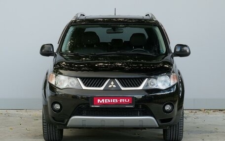 Mitsubishi Outlander III рестайлинг 3, 2008 год, 950 000 рублей, 3 фотография