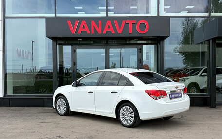 Chevrolet Cruze II, 2011 год, 630 000 рублей, 3 фотография