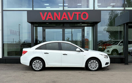 Chevrolet Cruze II, 2011 год, 630 000 рублей, 6 фотография
