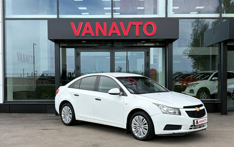 Chevrolet Cruze II, 2011 год, 630 000 рублей, 7 фотография