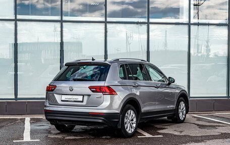 Volkswagen Tiguan II, 2017 год, 2 350 000 рублей, 2 фотография