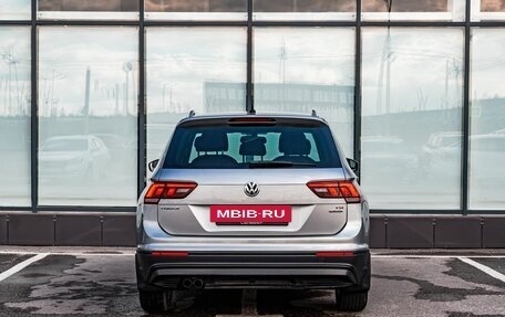 Volkswagen Tiguan II, 2017 год, 2 350 000 рублей, 4 фотография