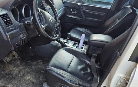 Mitsubishi Pajero IV, 2011 год, 1 450 000 рублей, 2 фотография