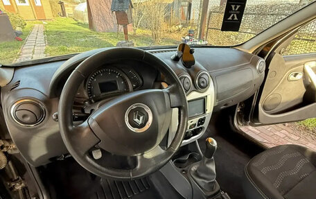 Renault Sandero I, 2013 год, 610 000 рублей, 5 фотография