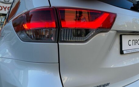 Toyota Highlander III, 2019 год, 3 550 000 рублей, 9 фотография