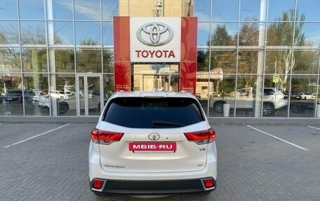 Toyota Highlander III, 2019 год, 3 550 000 рублей, 6 фотография