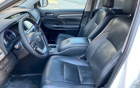 Toyota Highlander III, 2019 год, 3 550 000 рублей, 15 фотография