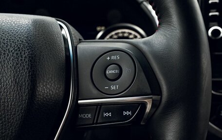 Toyota Camry, 2021 год, 3 599 000 рублей, 13 фотография