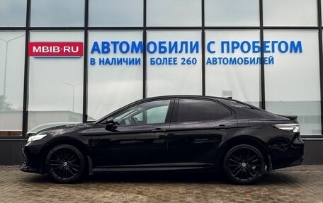 Toyota Camry, 2021 год, 3 599 000 рублей, 2 фотография