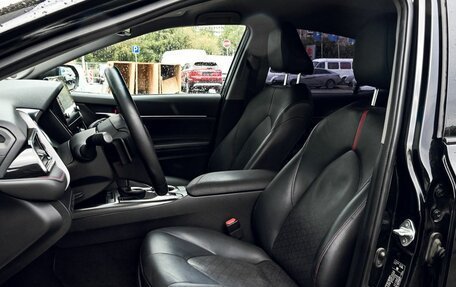Toyota Camry, 2021 год, 3 599 000 рублей, 16 фотография