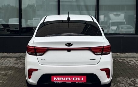 KIA Rio IV, 2018 год, 1 453 000 рублей, 4 фотография
