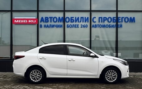 KIA Rio IV, 2018 год, 1 453 000 рублей, 6 фотография