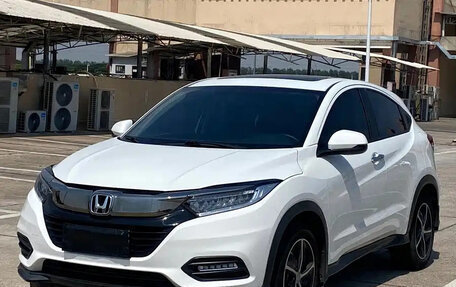 Honda Vezel, 2022 год, 1 615 111 рублей, 1 фотография