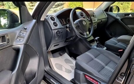 Volkswagen Tiguan I, 2010 год, 890 000 рублей, 10 фотография