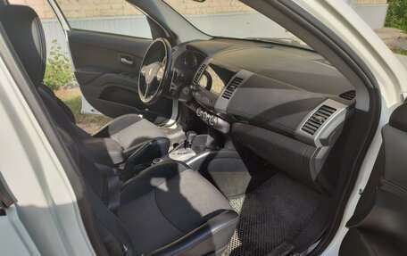 Peugeot 4007, 2012 год, 700 000 рублей, 9 фотография