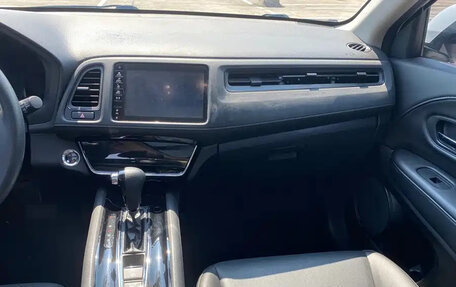 Honda Vezel, 2022 год, 1 615 111 рублей, 12 фотография