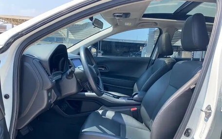Honda Vezel, 2022 год, 1 615 111 рублей, 9 фотография