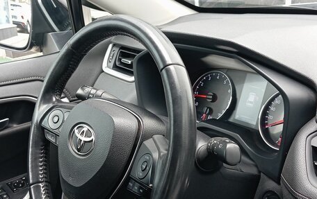 Toyota RAV4, 2020 год, 2 020 000 рублей, 25 фотография