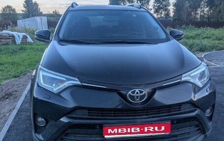 Toyota RAV4, 2016 год, 2 100 000 рублей, 1 фотография