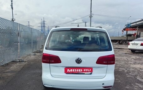 Volkswagen Touran III, 2014 год, 750 000 рублей, 4 фотография