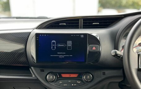 Toyota Vitz, 2014 год, 1 079 000 рублей, 22 фотография