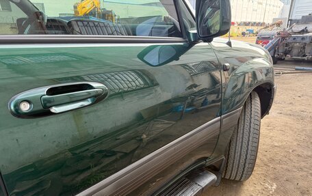 Toyota Land Cruiser 100 рестайлинг 2, 2006 год, 3 199 000 рублей, 6 фотография